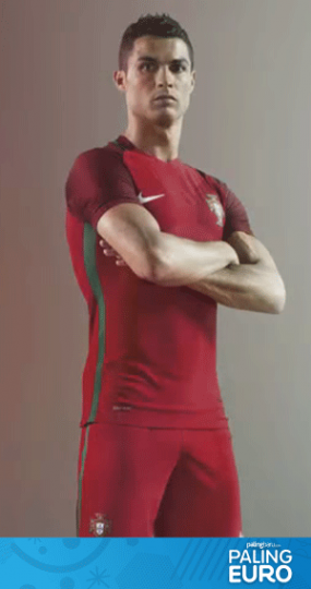 perbandingan jersey nike dan adidas